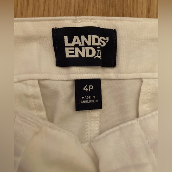 Lands’ End Capri Pants 4P - Picture 3 of 3